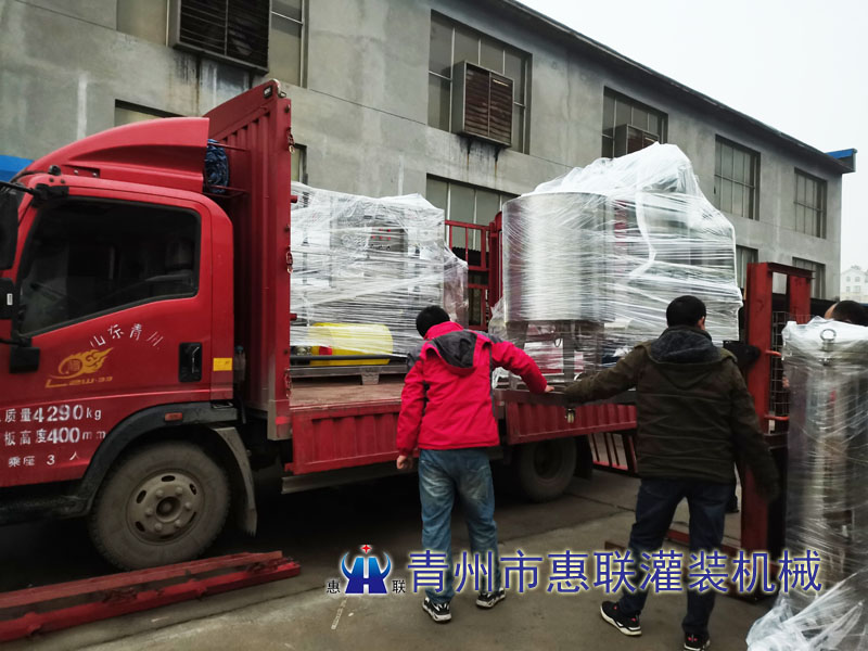 水處理凈化設備發往山西